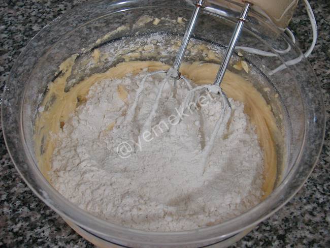 Linzer Kurabiye (Marmelatlı Kurabiye) - Yapılışı (5/16) 